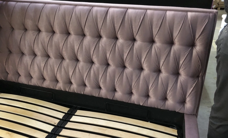 Łóżko tapicerowane Prince - New Design w salonie Świat Sypialni Piaseczno