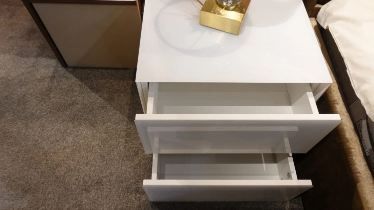 Stolik Glass / szklany biały, 2-szufladki - New Elegance, Świat Sypialni Piaseczno, Puławska 48