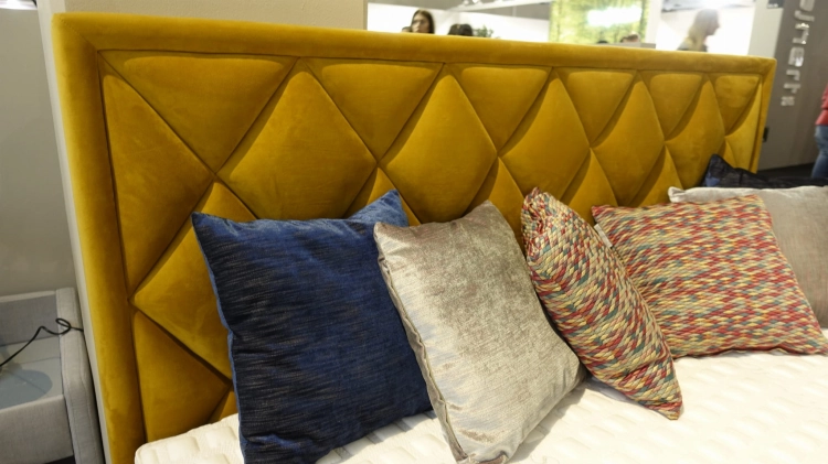 Łóżko Premium 22, zagłówek Caro, romby na zagłówku New Elegance w Świat Sypialni Piaseczno