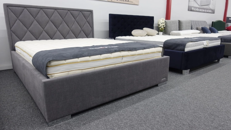 Łóżko Premium 22, zagłówek Caro, romby na zagłówku New Elegance w Świat Sypialni Piaseczno Łóżko premium 22 H: 120 cm, korpus wysoki, noga B, obicie Mystic 213