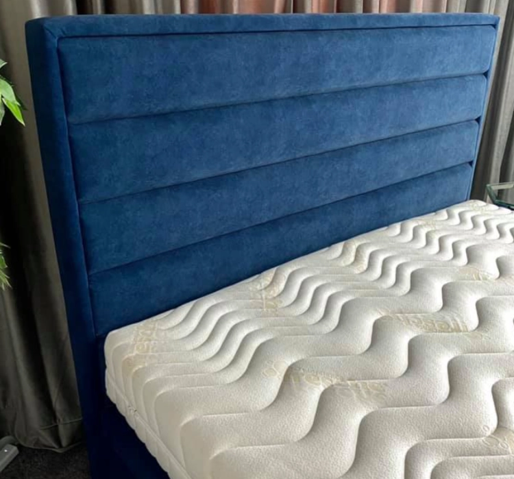 Łóżko Biaggio kontynentalne z dużym pojemnikiem na pościel / schowkiem / poziome pasy na zagłówku - Bed Design w Świat Sypialni Piaseczno rozmiary 140/200; 160/200 ; 180/200 ; 200/200 ; 140x/200 ; 160x200 ; 180x200 ; 200x200