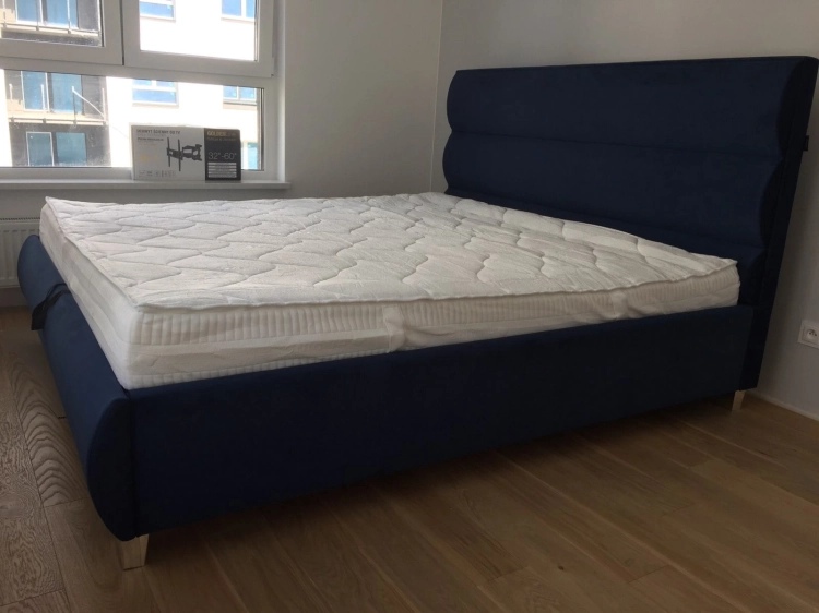 Łóżko tapicerowane Quaddro Round - New Design w salonie Świat Sypialni Piaseczno