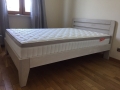 Łóżko bukowe, drewniane LK 189 Drewmax, buk Bielony Puławska 48, Piaseczno koło Warszawy, salon stacjonarny, na zdjęciu rozmiar 120/200cm, materac Hybrid Relaks