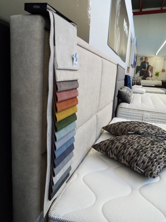 Łóżko LEONE Kontynentalne (z pojemnikiem lub bez pojemnika) - Bed Design w Świat Sypialni Piaseczno