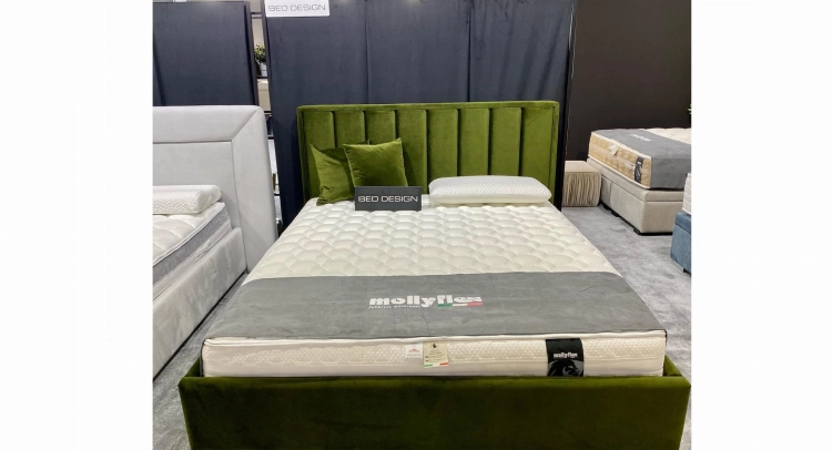 Łóżko z wysokim zagłówkiem w pionowe pasy / wertykalnym Oliviero z pojemnikiem na pościel Bed Design w Świat Sypialni Piaseczno  rozmiar 140/200 ; 160/200 ; 180/200 ; 200/200 ; 140x200 ; 160x200 ; 180x200 ; 200x200
