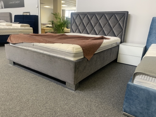 Łóżko Premium 22, zagłówek Caro, romby na zagłówku New Elegance w Świat Sypialni Piaseczno