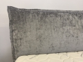 Łóżko SIMONE ONE tapicerowane light z miękkim zagłówkiem oraz pojemnikiem na pościel / schowkiem  - Bed Design w Świat Sypialni Piaseczno rozmiary 140/200; 160/200 ; 180/200 ; 200/200 ; 140x/200 ; 160x200 ; 180x200 ; 200x200