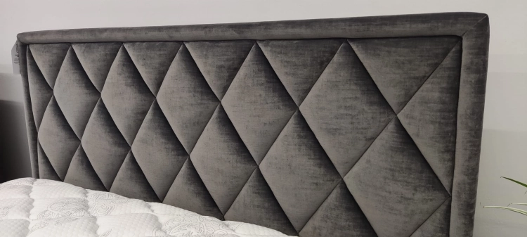 Łóżko Premium 22, zagłówek Caro, romby na zagłówku New Elegance w Świat Sypialni Piaseczno