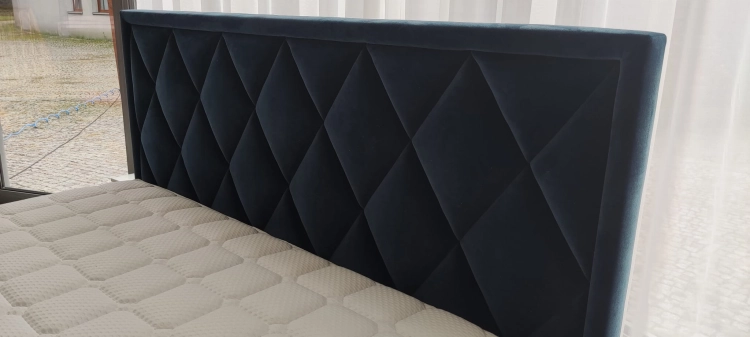 Łóżko Premium 22, zagłówek Caro, romby na zagłówku New Elegance w Świat Sypialni Piaseczno