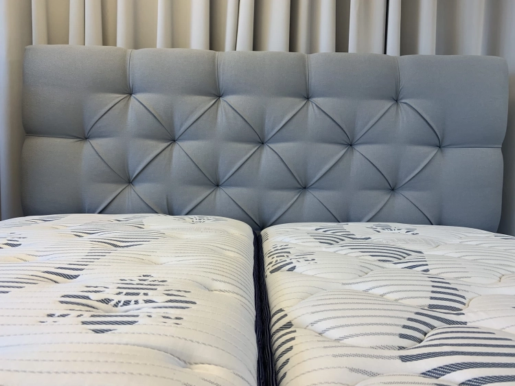 Łóżko tapicerowane Lazio Maxi - New Design w salonie Świat Sypialni Piaseczno