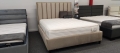 Łóżko z wysokim zagłówkiem w pionowe pasy / wertykalnym Oliviero z pojemnikiem na pościel Bed Design w Świat Sypialni Piaseczno  rozmiar 140/200 ; 160/200 ; 180/200 ; 200/200 ; 140x200 ; 160x200 ; 180x200 ; 200x200
