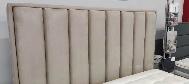Łóżko Oliviero  - Bed Design, kontynent na nogach z pojemnikiem na pościel. Do zamówienia wielkość 120x200, 140x200, 160x200, 180x200 lub 200x200cm