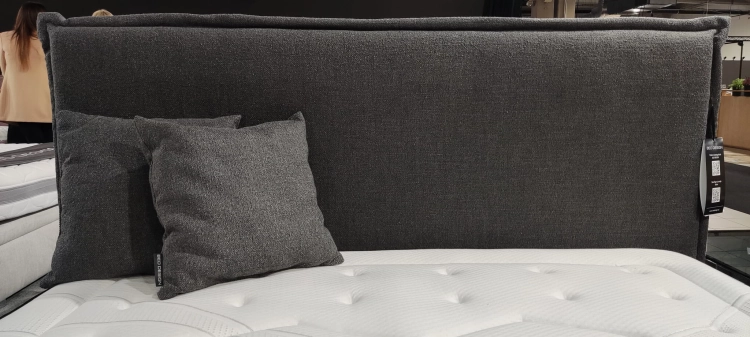 Łóżko PAOLO tapicerowane light (z pojemnikiem lub bez pojemnika) - Bed Design w Świat Sypialni Piaseczno