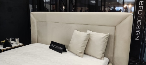Łóżko GIORGIO tapicerowane / ramowe z szerokim zagłówkiem - Bed Design w Świat Sypialni Piaseczno