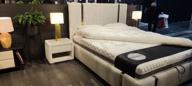 Łóżko tapicerowane Oro New Elegance w Świat Sypialni Piaseczno