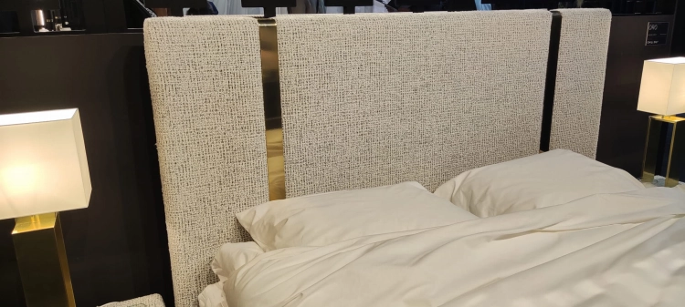 Łóżko tapicerowane Oro New Elegance w Świat Sypialni Piaseczno
