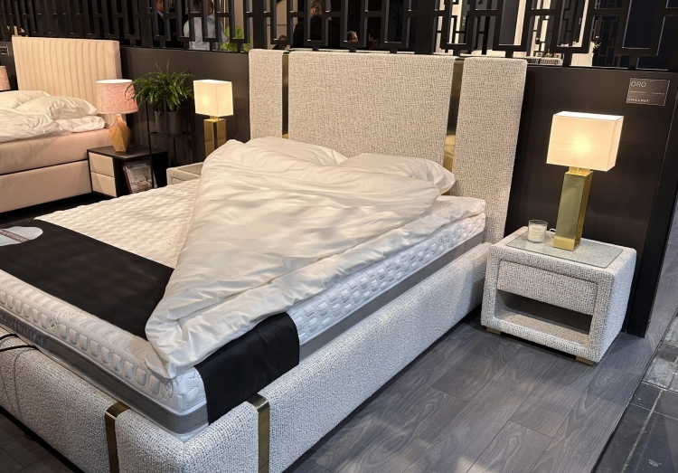 Łóżko tapicerowane Oro New Elegance w Świat Sypialni Piaseczno