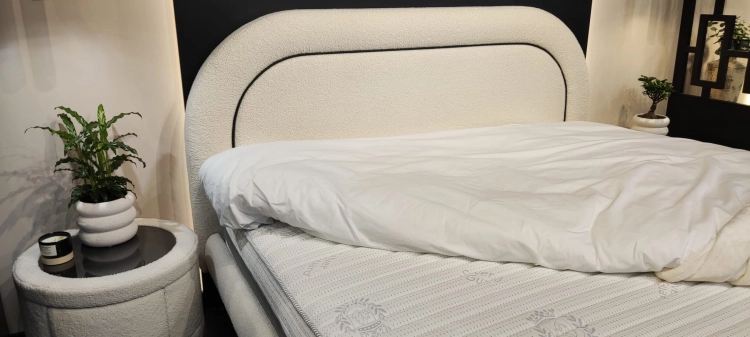 Łóżko tapicerowane Nello New Elegance w Świat Sypialni Piaseczno