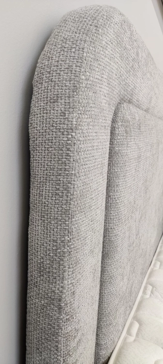 Łóżko GULIO Kontynentalne (z pojemnikiem lub bez pojemnika) - Bed Design  w salonie Świat Sypialni Piaseczno