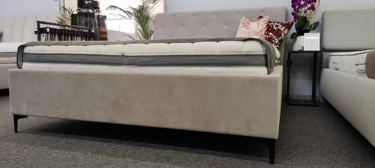 Łóżko tapicerowane COMFORT KSAVIER - Italcomfort w Świat Sypialni Piaseczno ulica Puławska 48