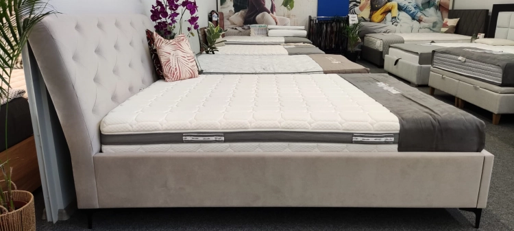 Łóżko tapicerowane COMFORT KSAVIER - Italcomfort w Świat Sypialni Piaseczno ulica Puławska 48