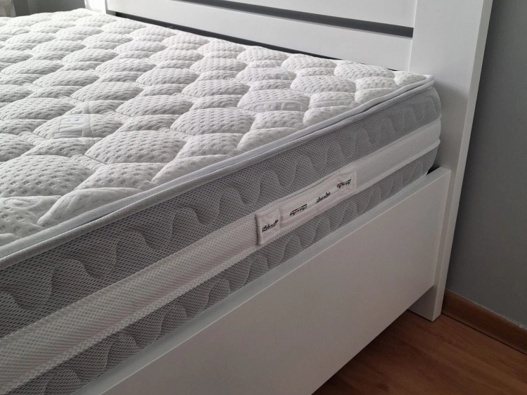 Materac Argento Therapy Mollyflex, piankowy 90x200, 100x200, 120x200, 140x200, 160x200, 180x200, 200x200