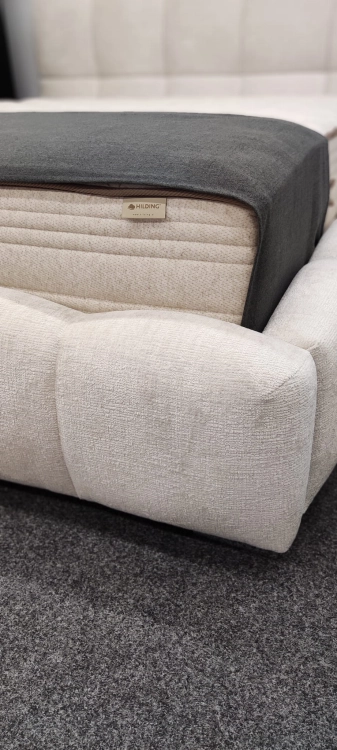 Łóżko tapicerowane CALABRI - Italcomfort w Swiat Sypialni Piaseczno ulica Puławska 48