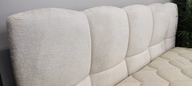 Łóżko tapicerowane CALABRI - Italcomfort w Swiat Sypialni Piaseczno ulica Puławska 48