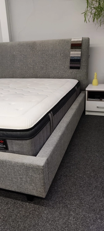 Łóżko tapicerowane z miękkim oparciem KINGSTONE tkanina Fargotex Luna 03 - Italcomfort w Świat Sypialni Piaseczno ulica Puławska 48