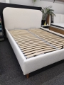 Łóżko z zaokrąglonymi rogami CLETO Light (z pojemnikiem lub bez pojemnika) - Bed Design w Świat Sypialni Piaseczno