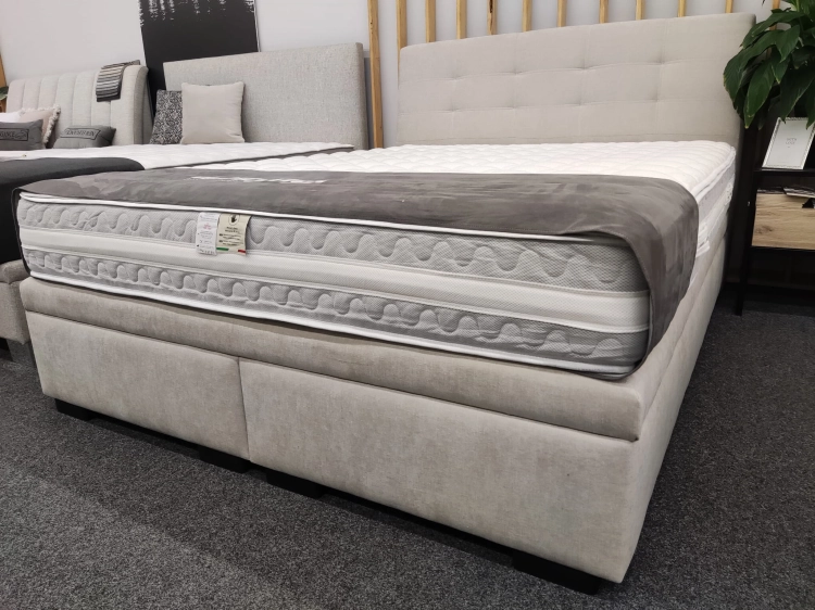 Łóżko BENITO kontynentalne z pojemnikiem - Bed Design w Świat Sypialni Piaseczno ulica Puławska 48, podstawa na nogach drewnianych