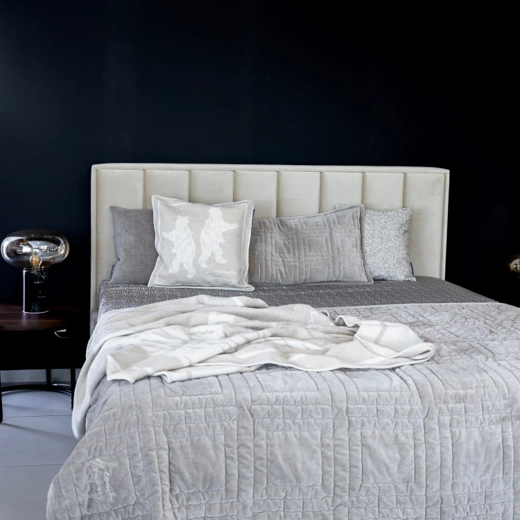 Łóżko OLIVIERO  tapicerowane light  (z pojemnikiem lub bez pojemnika) - Bed Design w Świat Sypialni Piaseczno.
