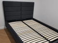 Łóżko Quaddro Double 140x200 z pojemnikiem i stelażem, Obicie: Fargotex Maya 22, bok 30/5cm, wezgłowie 110 cm + noga drewno 10 cm, kolor czarny