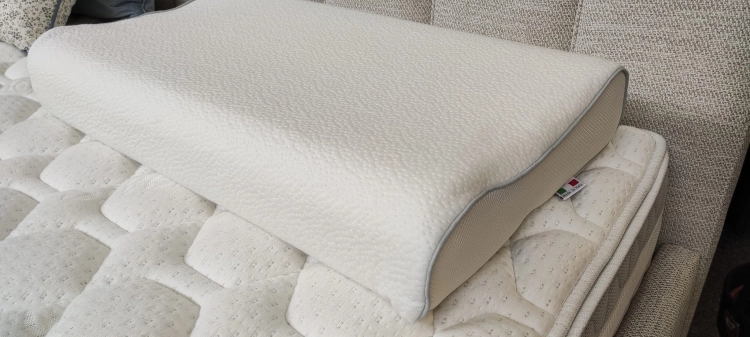 Mollyflex / Poduszka piankowa ergonomiczna / TENCEL® AIR CERVICAL Świat Sypialni Pro, Piaseczno, Puławska 48