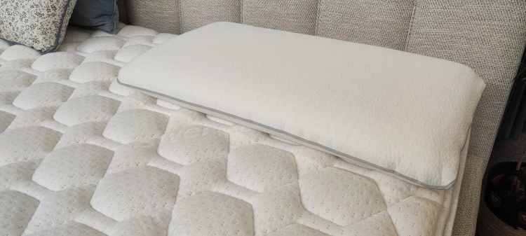 Poduszka TENCEL AIR RELAX / Mollyflex w Świat Sypialni Piaseczno ulica Puławska 48