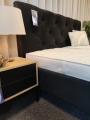 Łóżko 180x200 Lazio Maxi tapicerowane, z pojemnikiem i stelażem, materiał, kolor czarny, velur
