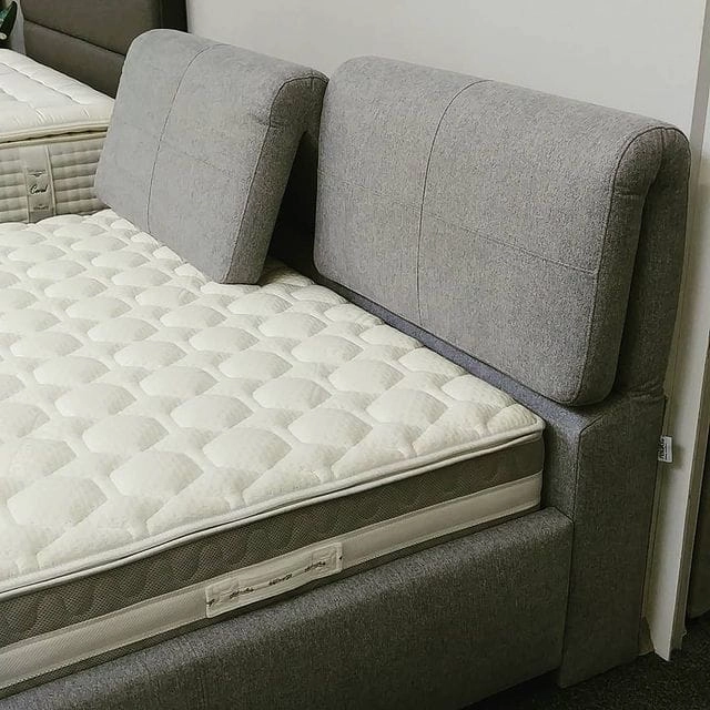 Materac Argento Therapy Mollyflex, piankowy 140x200, 160x200, 180x200. Łóżko Desire 2000 z 2-regulowanymi zagłówkami