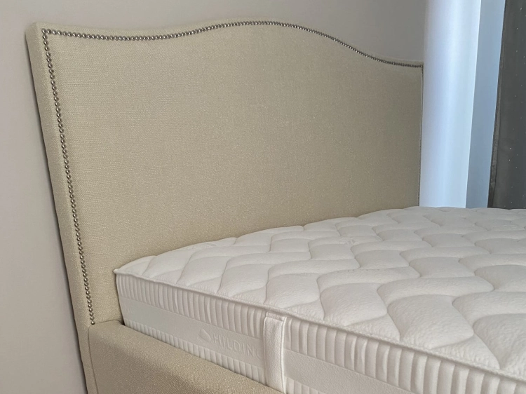 Łóżko tapicerowane Livio - New Design w salonie Świat Sypialni Piaseczno